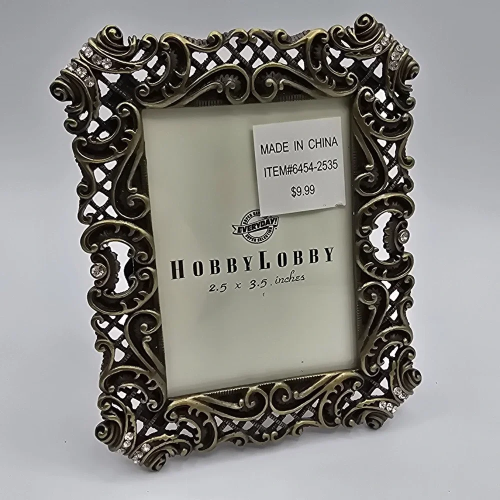 Metal Ornate Scroll Dark Gold Standing Photo Frame Rhinestone Edges‎ Vtg Style